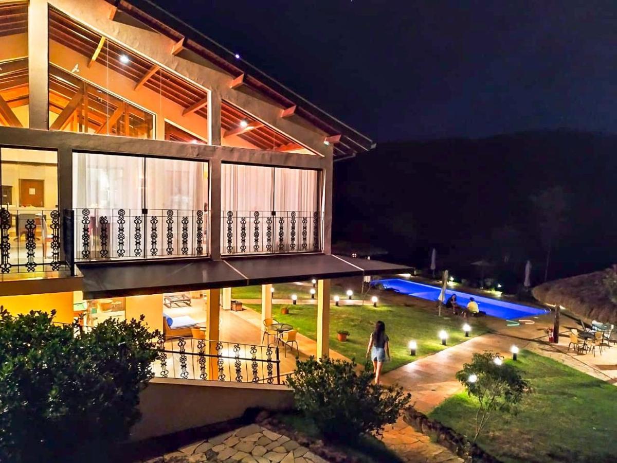 Pousada Fazenda Peroba Rosa Pedregulho Exterior photo